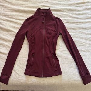 Lululemon defined jacket Nulu size 0